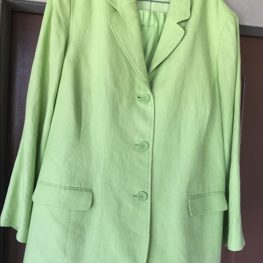 Plus size pantsuit
